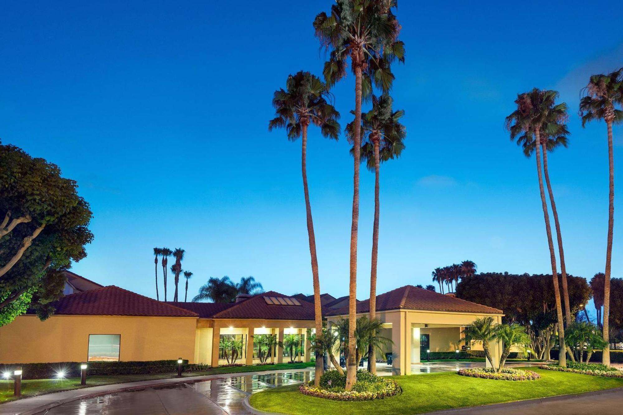 Courtyard Anaheim Buena Park Hotel Екстериор снимка