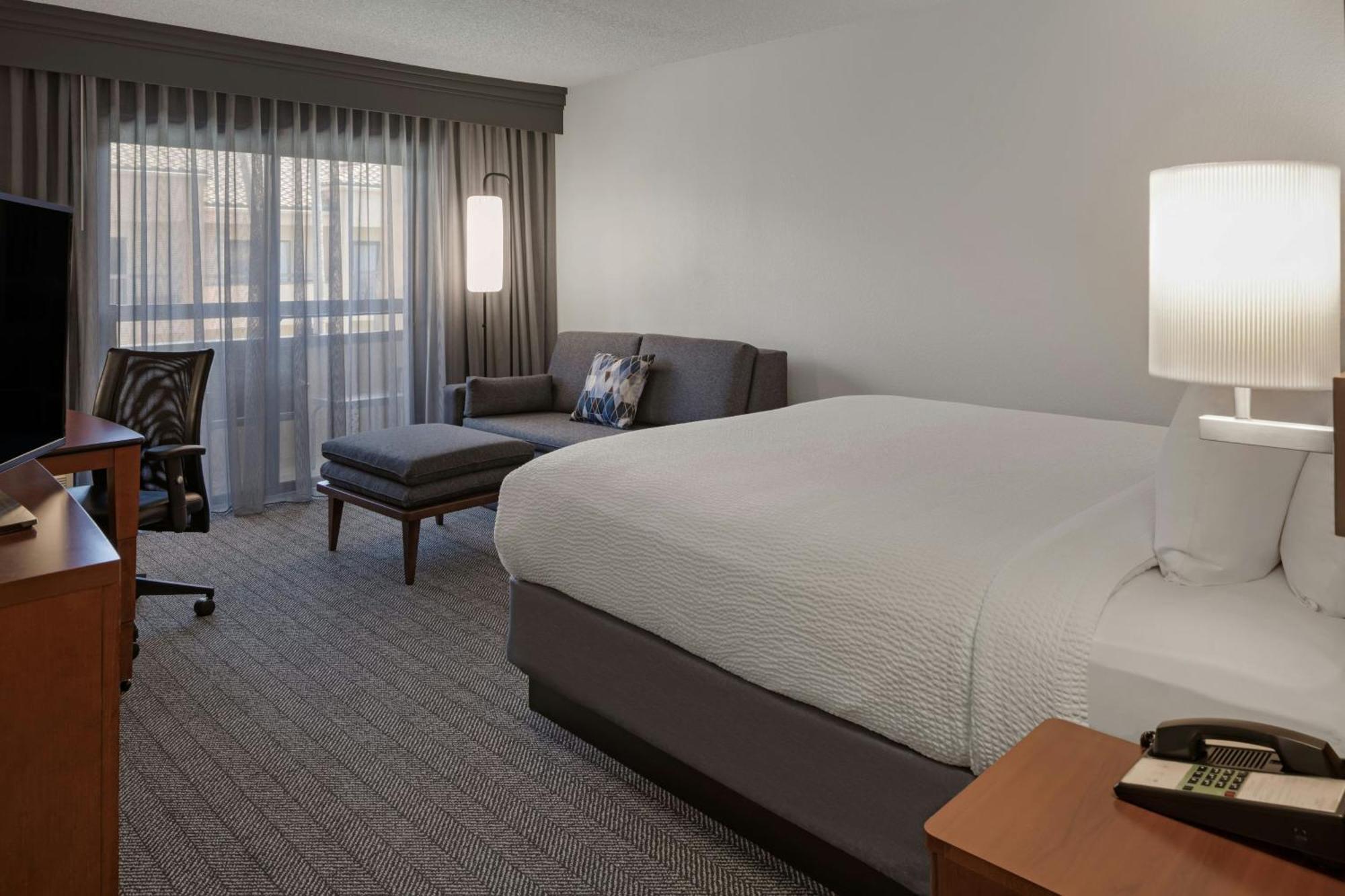 Courtyard Anaheim Buena Park Hotel Екстериор снимка