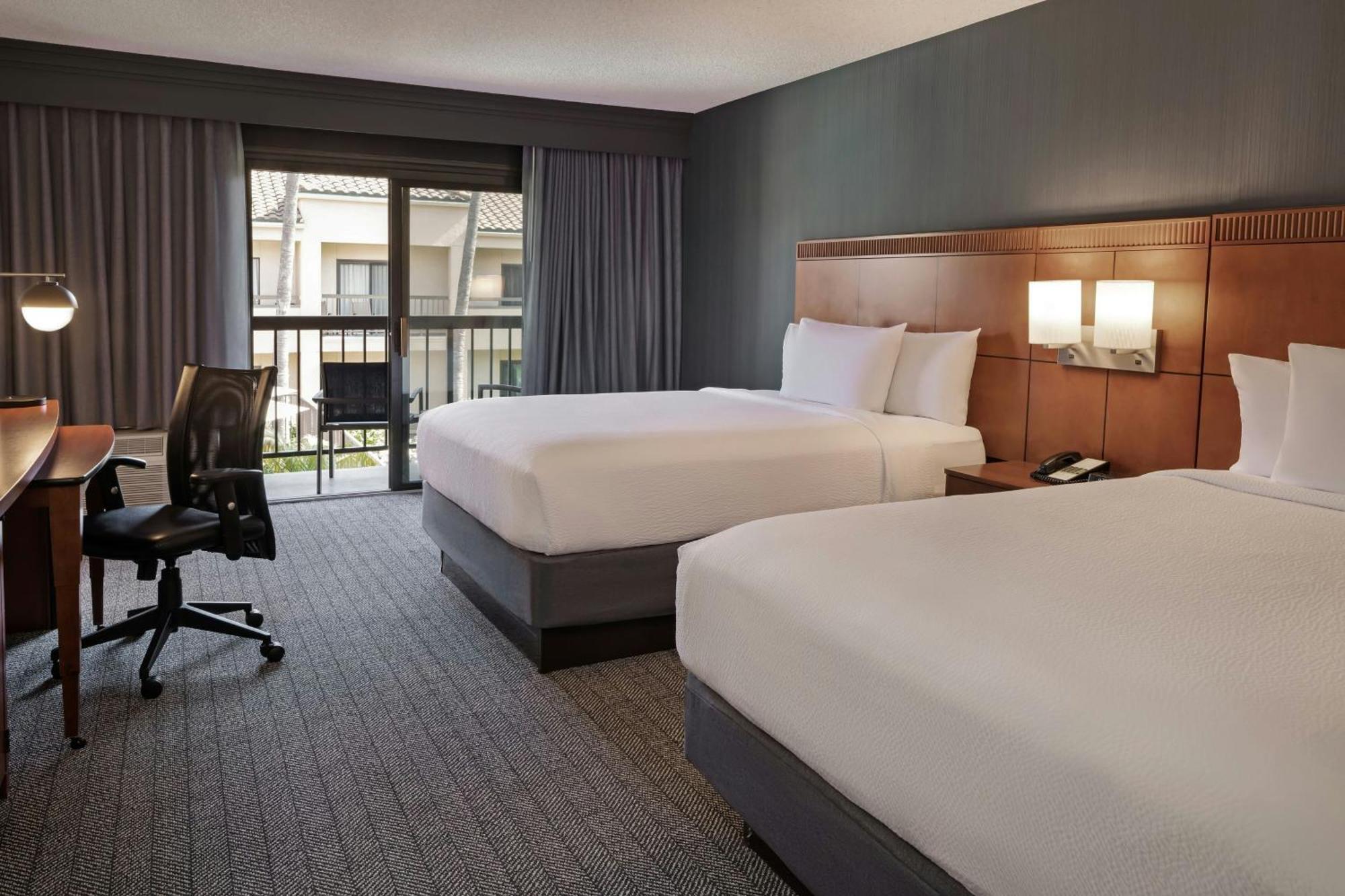 Courtyard Anaheim Buena Park Hotel Екстериор снимка